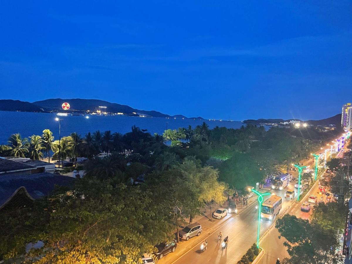 Anh Minh - Manchester Hotel Nha Trang Exterior foto